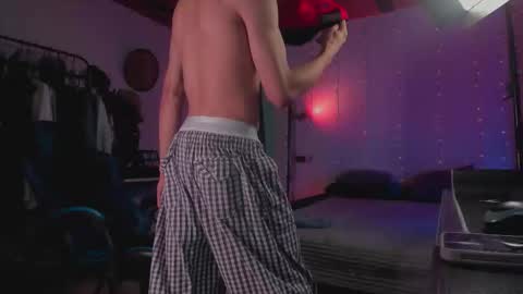 Snapshot of kael_owens chatting on November 27, 2025, 3:36 pm Kael Owens online show from November 27, 2025, 3:36 pm