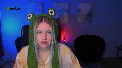 Snapshot of kaela_spell_ chatting on November 14, 2025, 10:25 am kaela_spell_ online show from November 14, 2025, 10:25 am