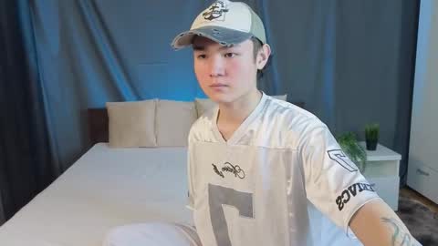 Felix online show from September 25, 2025, 2:32 pm