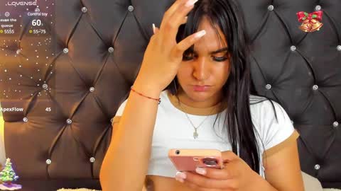 kagome01 online show from December 18, 2024, 1:34 pm