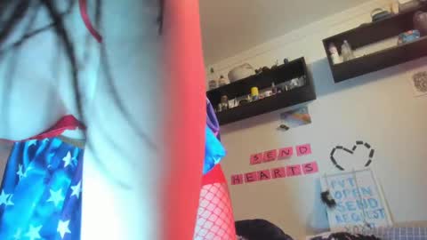 Snapshot of kaherina_cherry chatting on February 28, 2025, 10:06 pm Katherina online show from February 28, 2025, 10:06 pm