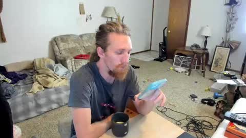 Kaiku77 online show from September 16, 2025, 5:36 pm