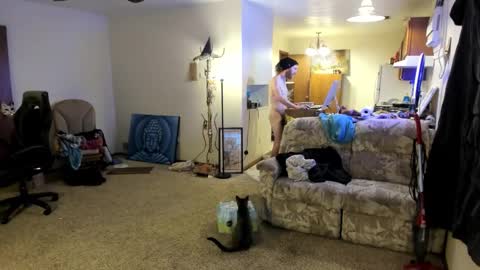 Kaiku77 online show from January 10, 2026, 5:42 am