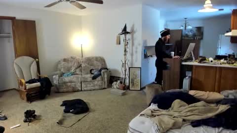 Kaiku77 online show from January 18, 2026, 6:12 pm