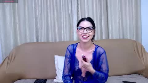 Kaila Lewis online show from November 12, 2025, 7:03 pm