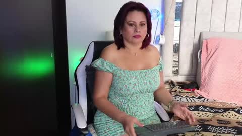 kaily jonness online show from December 18, 2024, 5:42 pm