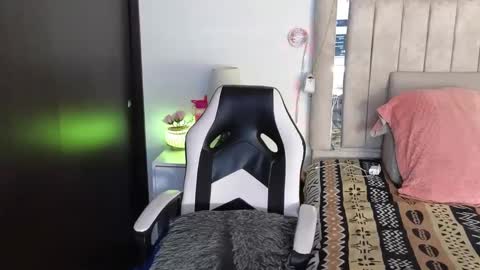 kaily jonness online show from January 8, 2025, 5:59 pm