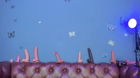 kaira_mosse_ online show from May 8, 2026, 10:31 am