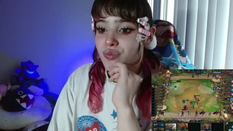 Snapshot of kairilovescumm chatting on January 16, 2025, 10:02 pm Kairi online show from January 16, 2025, 10:02 pm