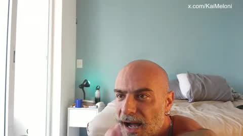 Snapshot of kairos_xx chatting on October 17, 2025, 1:03 pm Kairos Meucci online show from October 17, 2025, 1:03 pm