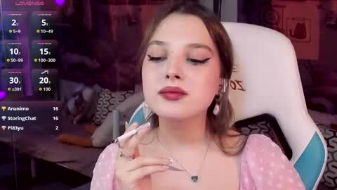 Kaisa online show from May 19, 2026, 1:56 am