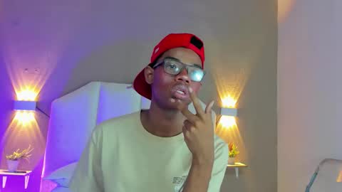 Snapshot of kaisonrouse chatting on February 26, 2026, 7:46 pm kaisonrouse online show from February 26, 2026, 7:46 pm