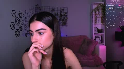 Kaisy online show from October 18, 2025, 9:32 am