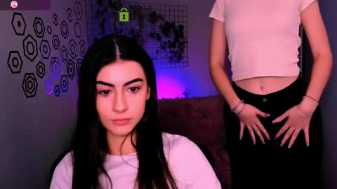 Kaisy online show from November 28, 2025, 10:29 am