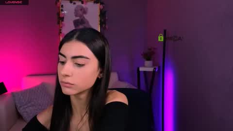 Kaisy online show from December 3, 2025, 10:02 am