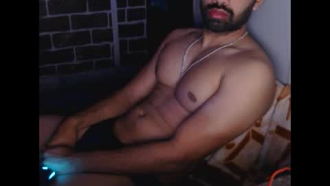 Vicky online show from February 3, 2025, 5:14 pm