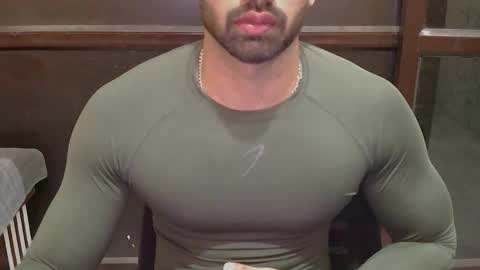 Vicky online show from September 16, 2025, 3:13 pm