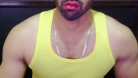 Vicky online show from October 13, 2025, 3:01 pm