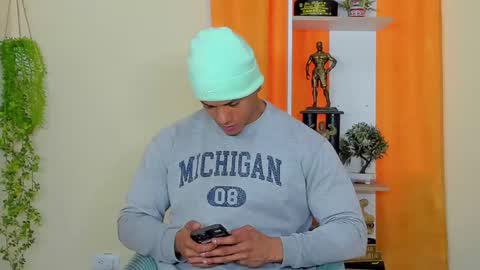 kale thomson online show from December 3, 2024, 12:27 pm