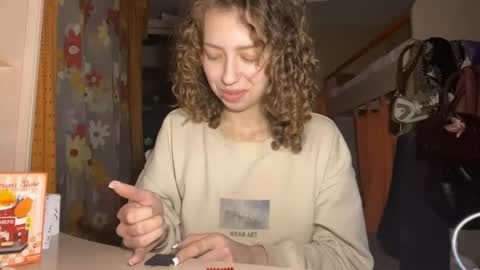 Snapshot of kaleighbourek chatting on April 13, 2026, 6:35 pm Lily online show from April 13, 2026, 6:35 pm