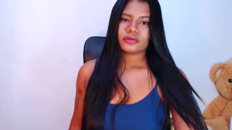 kalena  online show from December 14, 2024, 9:40 am