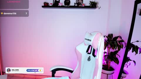 Kali Ka Please help me with your thumbs up its important   dont forget my birthday on October 26 online show from November 15, 2025, 6:04 pm