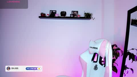 Kali Ka Please help me with your thumbs up its important   dont forget my birthday on October 26 online show from November 16, 2025, 6:13 pm