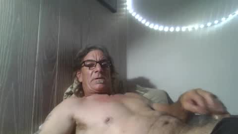 Snapshot of kalifornia91666 chatting on October 8, 2025, 6:33 am kalifornia91666 online show from October 8, 2025, 6:33 am