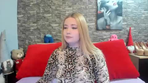 kalindahot online show from October 7, 2025, 6:16 pm