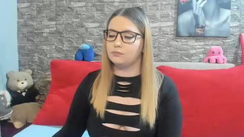 Snapshot of kalindahot chatting on February 27, 2026, 7:14 pm kalindahot online show from February 27, 2026, 7:14 pm