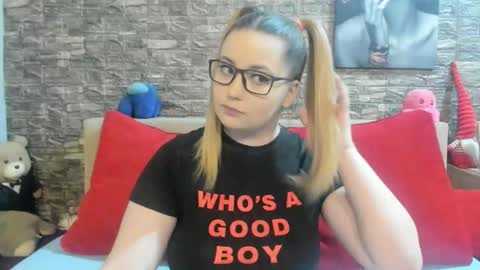 Snapshot of kalindahot chatting on April 4, 2026, 6:05 pm kalindahot online show from April 4, 2026, 6:05 pm