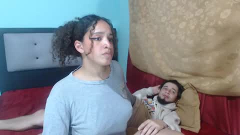 Snapshot of kalipso_n_jones chatting on February 13, 2025, 8:34 pm Kalipso and Jones online show from February 13, 2025, 8:34 pm