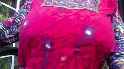 Alisha online show from October 30, 2025, 10:06 am