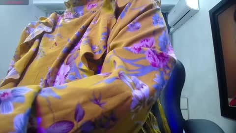 Alisha online show from November 5, 2025, 10:15 am