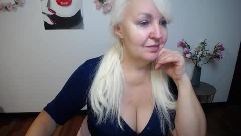 KamaliaSim online show from November 30, 2025, 7:40 pm