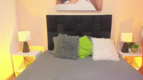 Kamell  online show from November 6, 2025, 12:17 pm