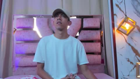 kameron and Nick online show from November 28, 2025, 8:11 pm