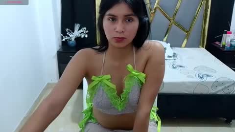 kamgomezxox online show from March 11, 2025, 6:32 am