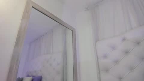    online show from September 27, 2025, 12:21 pm