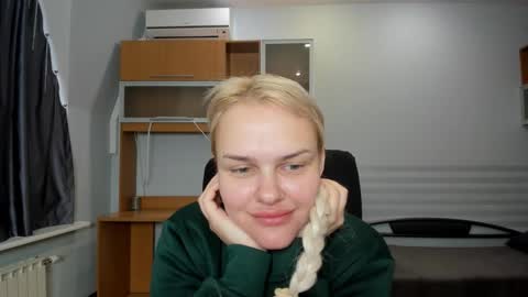 Snapshot of kamilagame chatting on November 26, 2025, 6:47 am Camila online show from November 26, 2025, 6:47 am