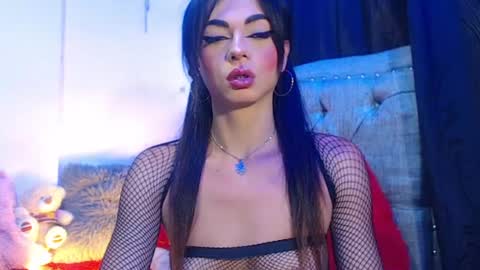 CAMILA SANTAMARIA online show from June 30, 2026, 10:55 pm