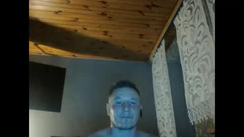 kamildemo online show from February 2, 2026, 11:25 pm