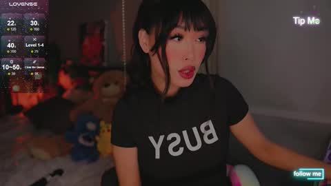 Snapshot of kamilee__xo chatting on October 15, 2025, 7:36 pm kamilee__xo online show from October 15, 2025, 7:36 pm