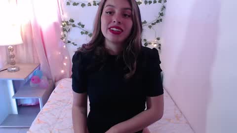 kamilew online show from September 18, 2025, 6:32 pm