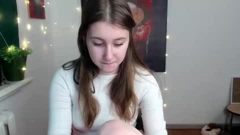 kamilla_love_ online show from January 17, 2026, 12:32 pm