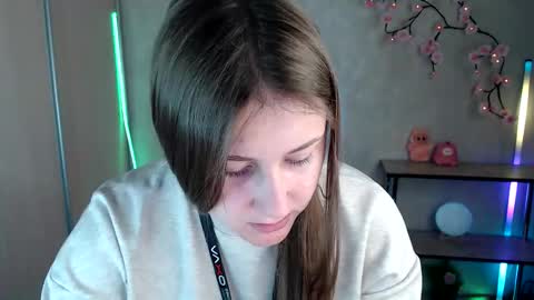 kamilla_love_ online show from May 24, 2026, 12:32 pm