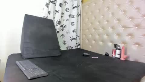 KAMI online show from October 8, 2025, 6:11 am