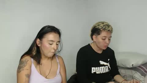 kammy   y   camila online show from March 25, 2026, 1:11 am