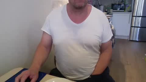 Snapshot of kanadians chatting on May 18, 2026, 1:39 pm Cam with Me Vixens DM me online show from May 18, 2026, 1:39 pm