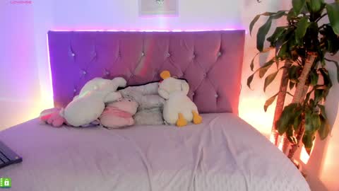 Snapshot of kanao_tsuyuri chatting on December 27, 2024, 10:59 pm Kanao uwu online show from December 27, 2024, 10:59 pm